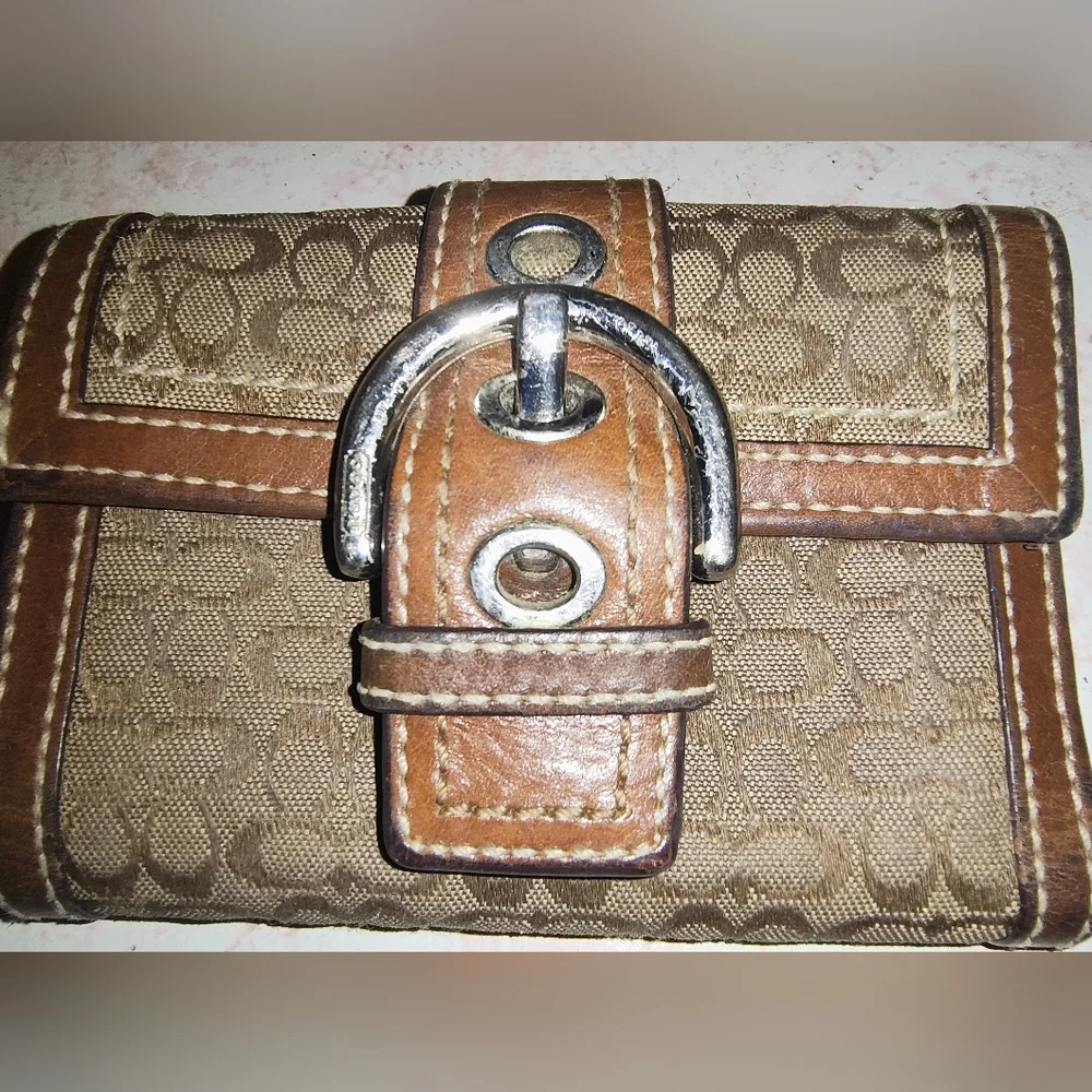 Coach Signature Jacquard Khaki Mini Leather Wallet - Picture 5 of 10